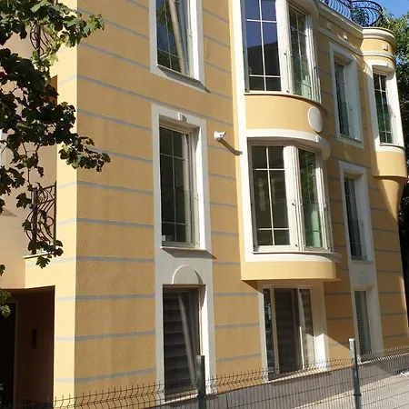 Unique Апартаменты